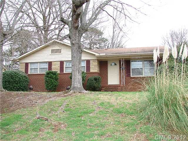 1st image of 7421 Briardale Dr