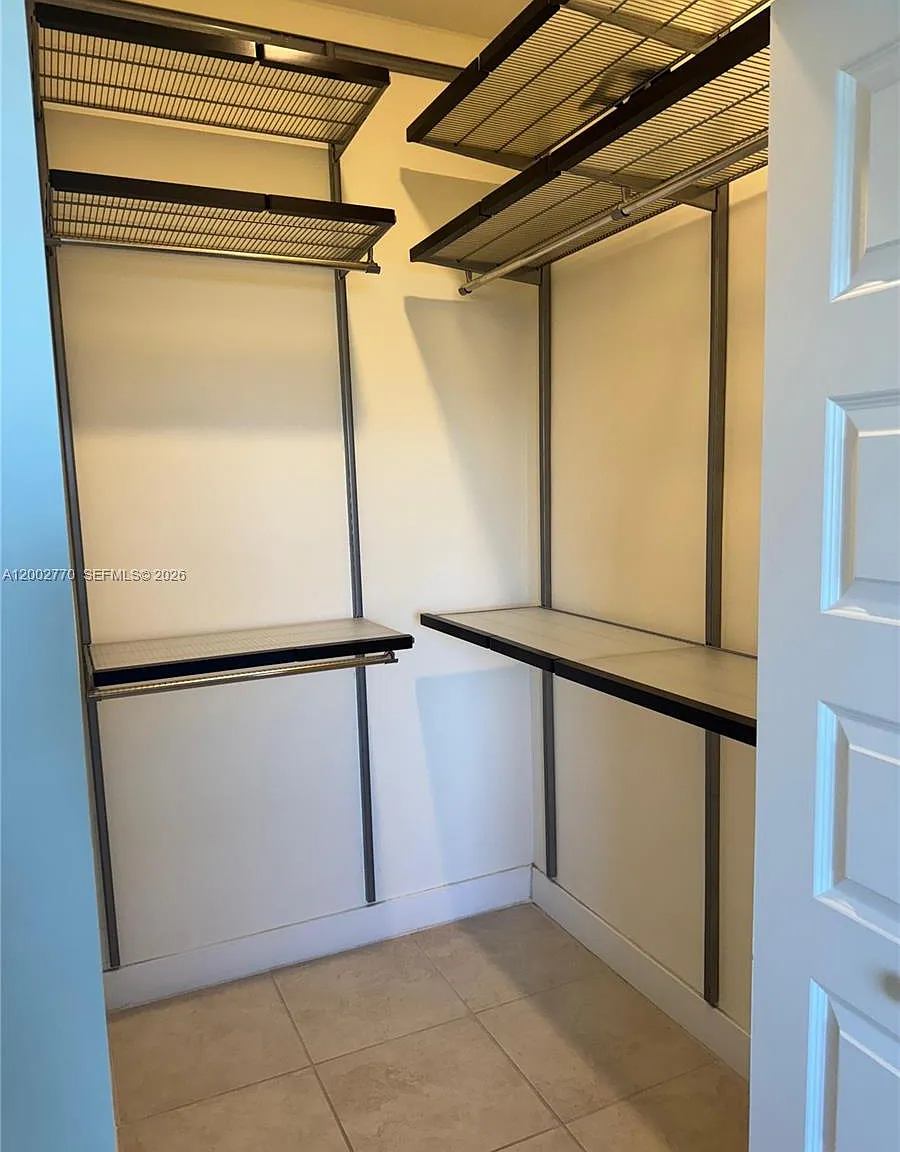 3 bed, 1236 sqft, $3,150 — Photo 4