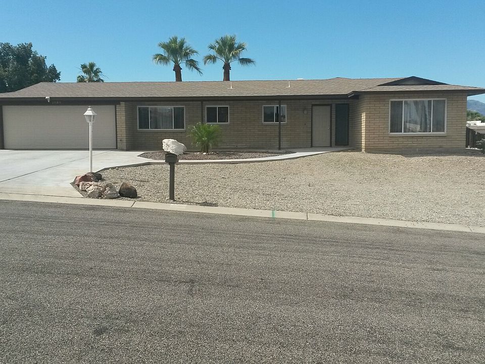 1st image of 1930 Ash Dr