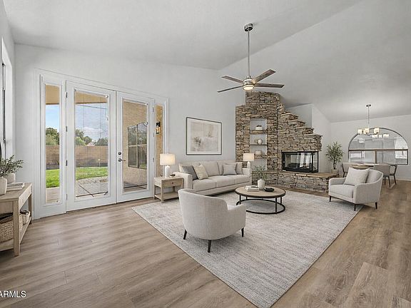 3rd image of 3025 S WOODRUFF --