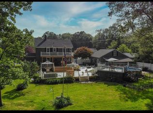 840 S Main St, Pascoag, RI 02859