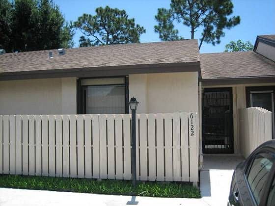 1st image of 6122 Newstead Ct