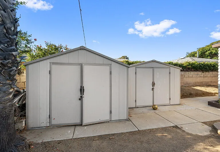 656 Corvina St — Photo 29