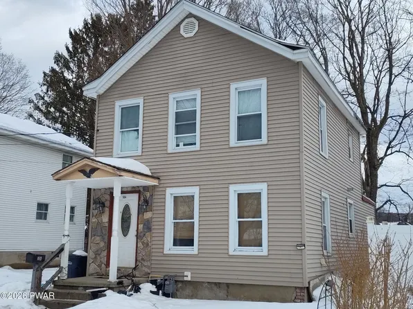 504 Avenue I, Matamoras, PA 18336