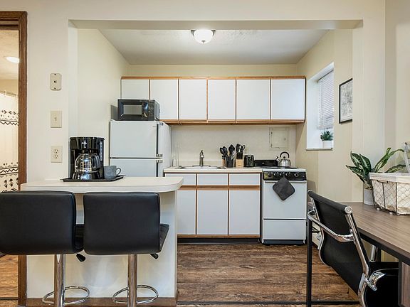 4th image of 120 E 13th Ave #F
