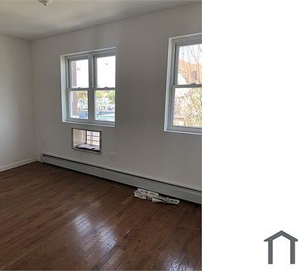 3rd image of 2234 Blackrock Ave #1