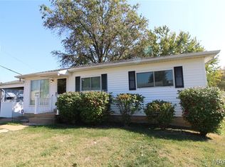 2324 Birch Dr, Saint Louis, MO 63125