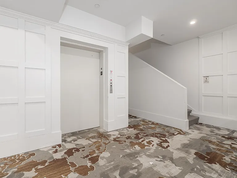 9 Ward St S #1 — Photo 33