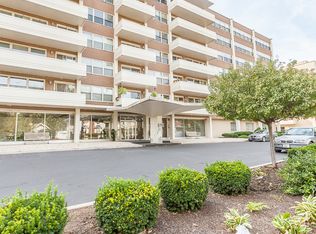 25 E 40th St APT 2E, Indianapolis, IN 46205