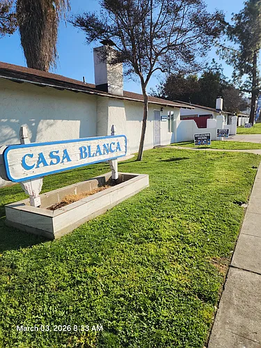 Casa Blanca Apartments Photo 1