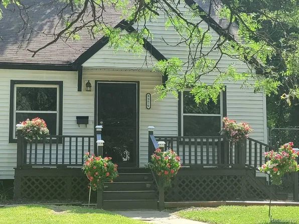 8576 Mark Twain St, Detroit, MI 48228