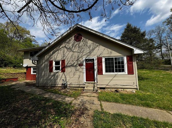 2255 Spring St, Spottsville, KY 42458