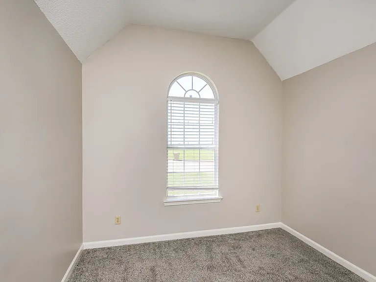 956 Jessica Lauren Cv — Photo 12