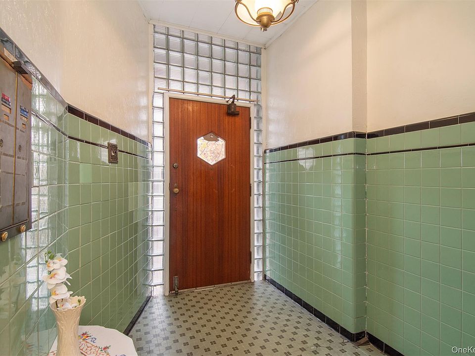 1087 Pierce Avenue, Bronx, NY 10461 | MLS #H6286925 | Zillow