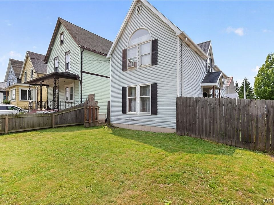 1st image of 292 Germania St