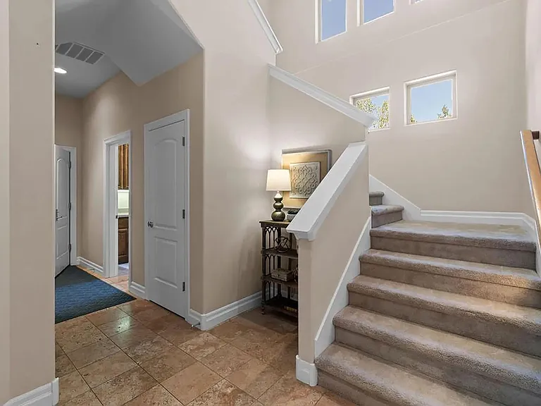 2939 NW Fairway Heights Dr — Photo 30