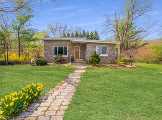 49 Crest Rd, Ridgefield, CT 06877