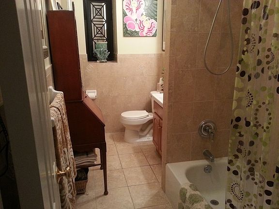 3rd image of 100 W 141st St APT 22