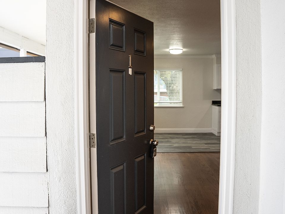 1st image of 2156 Carlmont Dr #11334954
