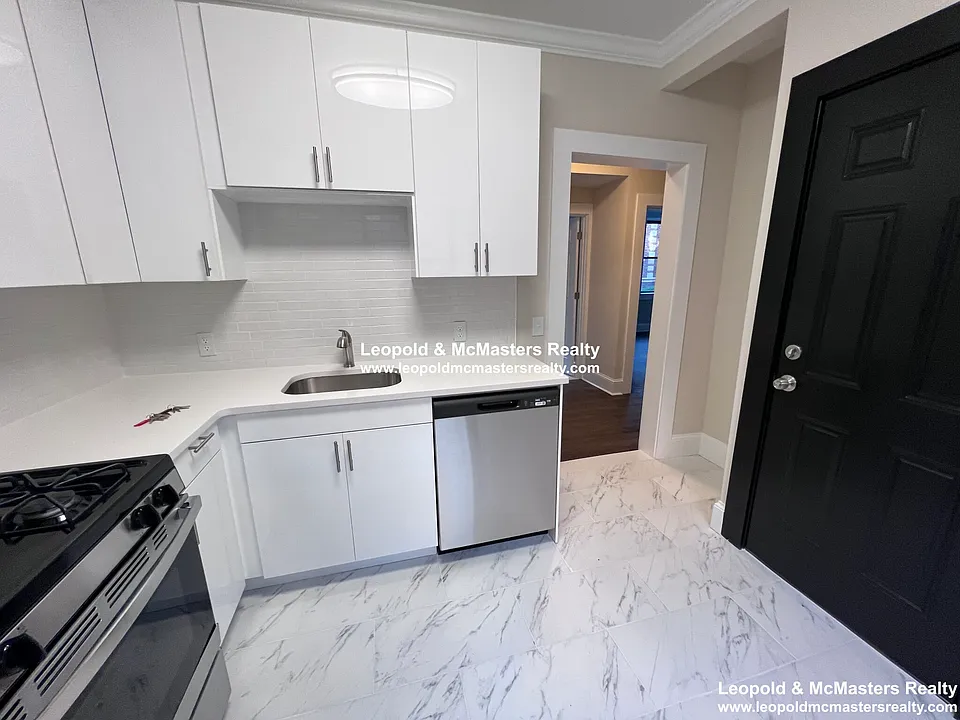 50 Longwood Ave #1