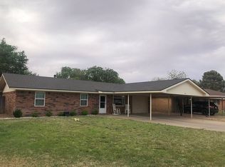 408 SW Avenue K, Seminole, TX 79360