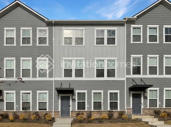 11022 Tournament Dr, Charlotte, NC 28269