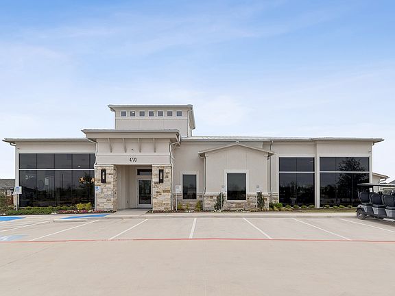 Luxe of Denton | Clubhouse