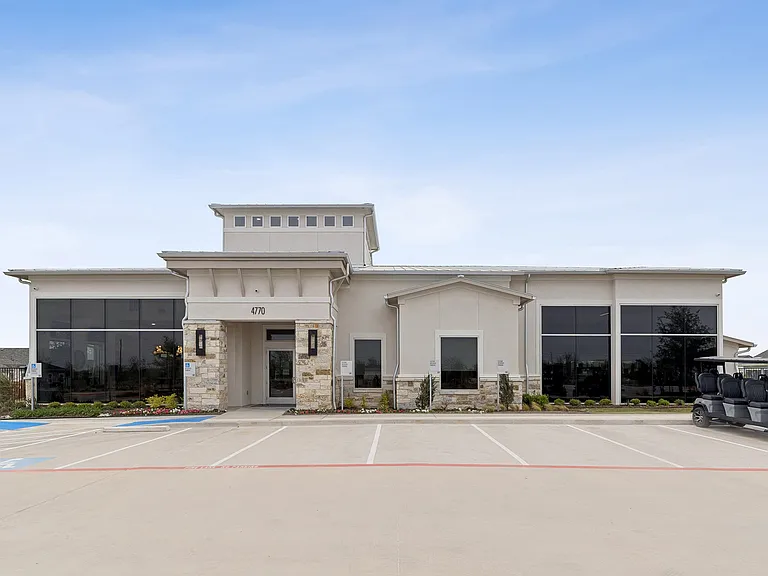 Luxe of Denton | Clubhouse