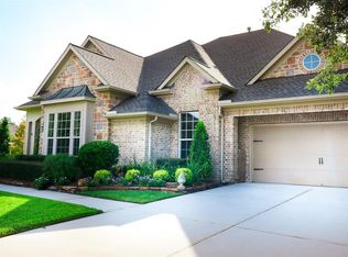 10 E Hullwood Cir, Spring, TX 77389