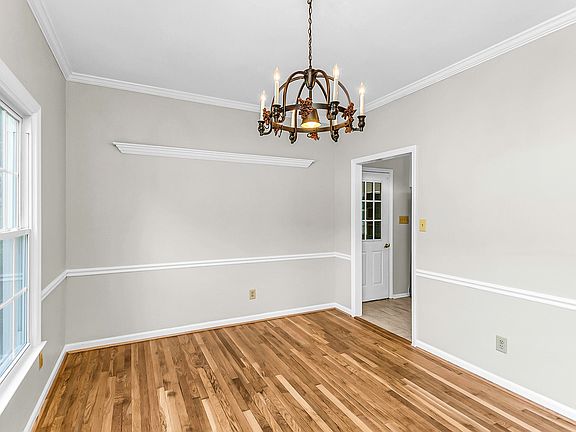 4th image of 9705 Gallop Ln