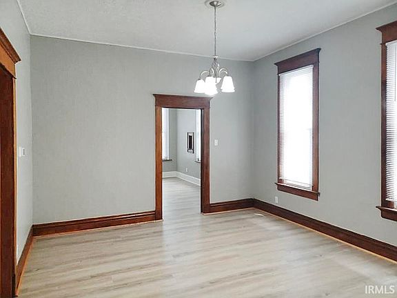 5th image of 314 E Delaware St