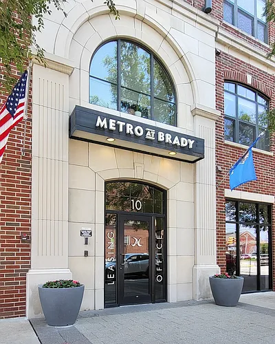 The Metro Photo 1