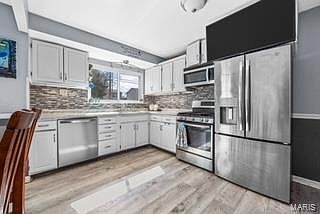 3rd image of 12472 Glencliff Dr