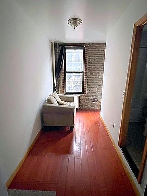 3rd image of 123 Ludlow St #9B