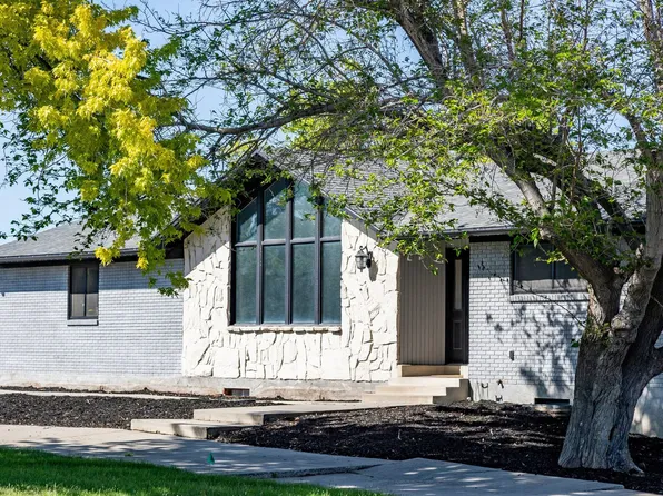 9977 S 3265 W, South Jordan, UT 84095