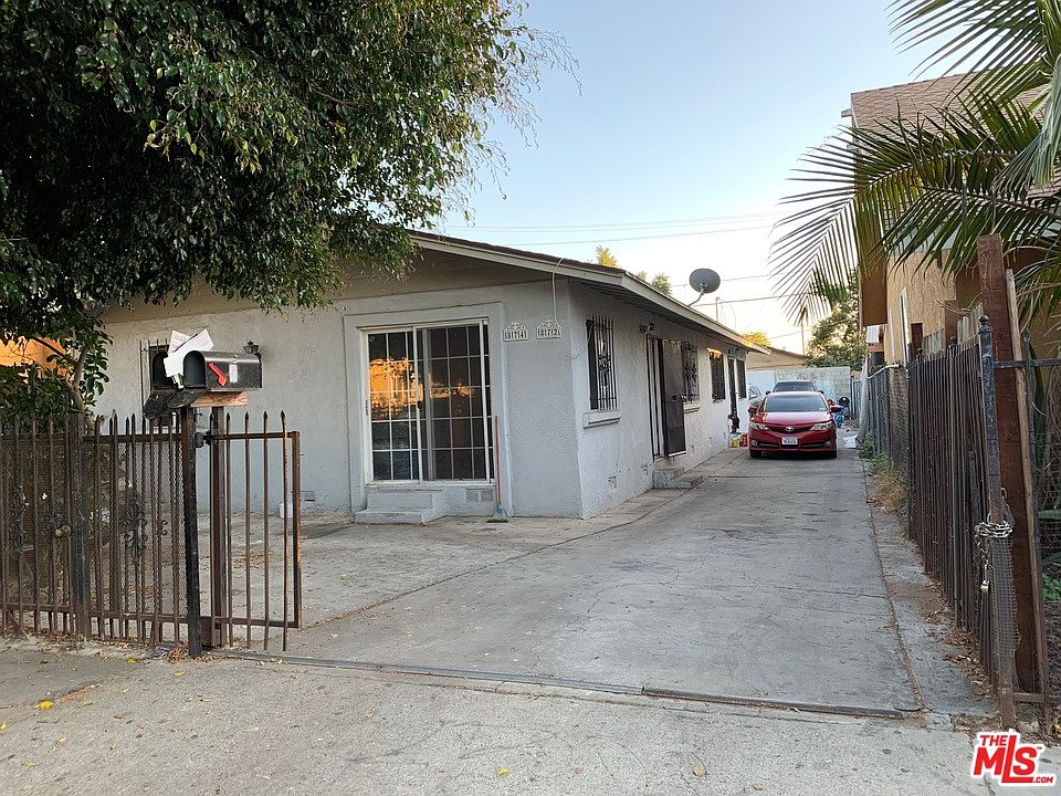 2nd image of 872 E 52nd St