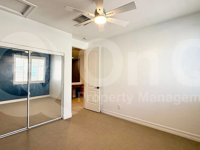 3115 E Ironside Ct — Photo 16
