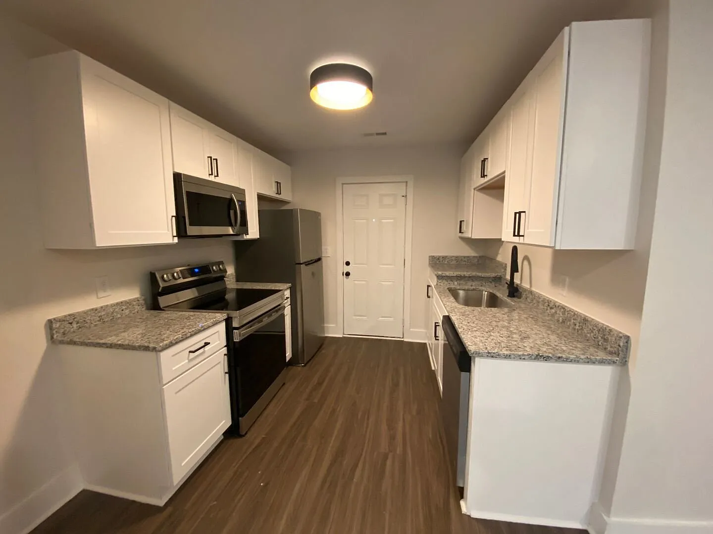 Completely Renovated / 2 Bedroom / 1 Bathroom / Onsite Parking / Private Fenced Patio / In Unit L... — Photo 2