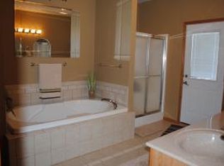 1033 Forest St, Maryville, MO 64468