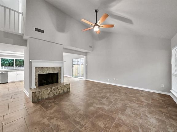 4th image of 3214 Holly Green Dr