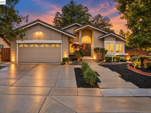 45759 Bridgeport Dr, Fremont, CA 94539