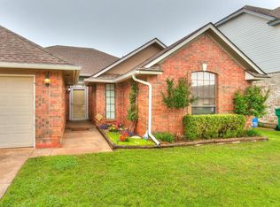 12116 Moon Beam Dr, Oklahoma City, OK 73162