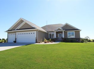 255 Fairway Dr, Dike, IA 50624