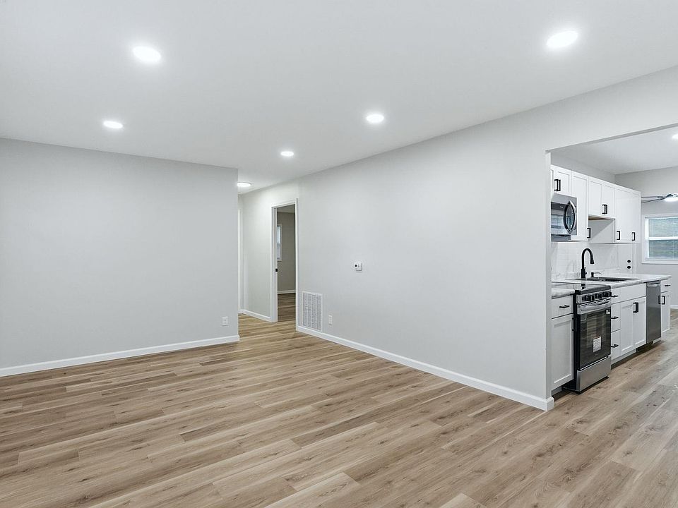 5215 Bowser Ave, Fort Wayne, IN 46806 | MLS #202623216 | Zillow