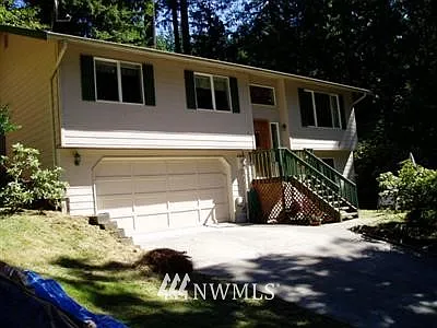 5 Westbrook Drive photo 1