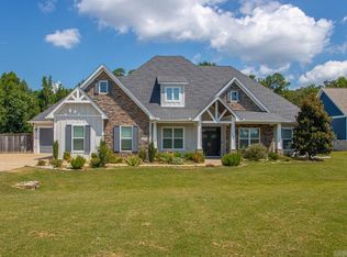 4040 Vineyard Way, Alexander, AR 72002