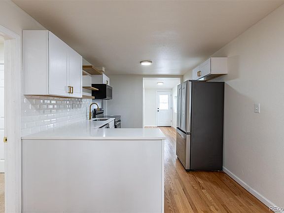 4th image of 3783 N Franklin Street