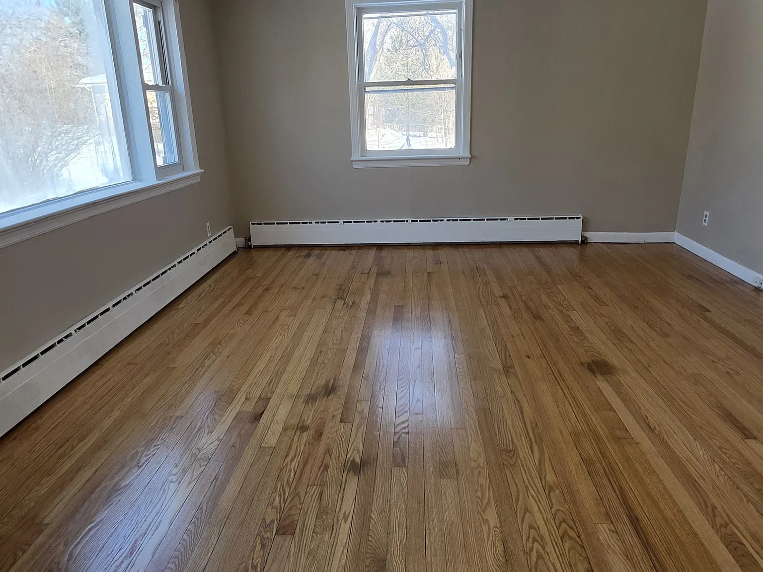 2 bed, 1400 sqft, $2,000 — Photo 2