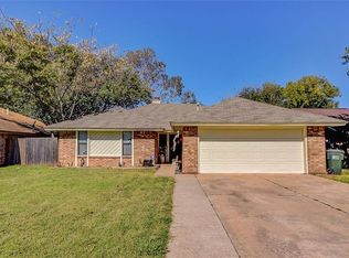 225 Telstar St, Norman, OK 73069