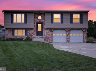 4309 Vermont Ct, Harrisburg, PA 17112